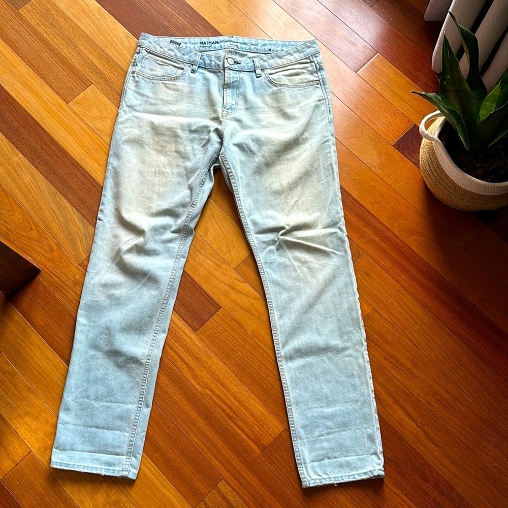 RW&Co. Men’s Lightwash Denim Medium Slim Fit Jeans, 34 x 32